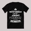 Ilyen jóképű fodrász leszek. Feliratos fekete vicces póló.