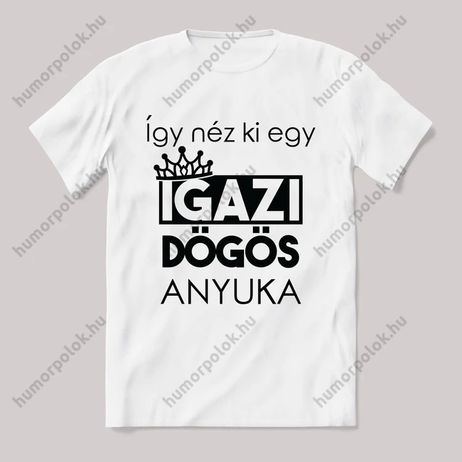 Így néz ki egy dögös anyuka. Feliratos fehér póló.