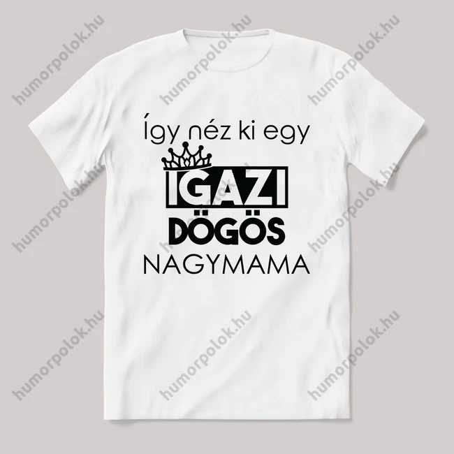 Így néz ki egy dögös nagymama. Feliratos fehér póló.